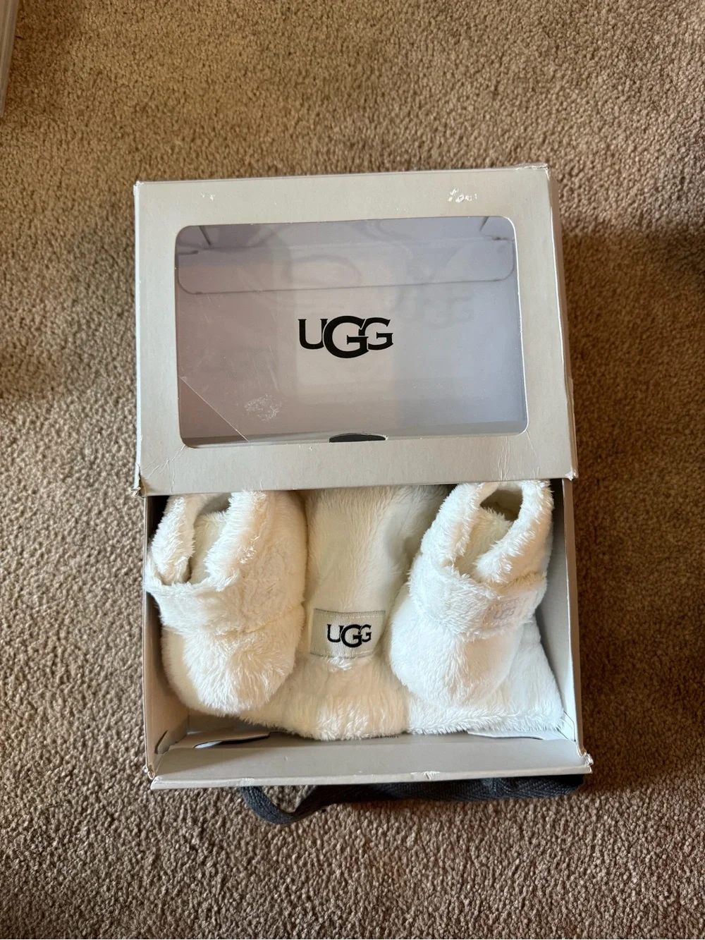 UGG Baby Plush Slipper & Hat Gift Set